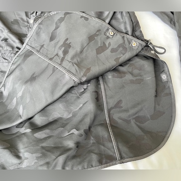 H&M | Lightweight Spring Jacket - Picture 9 of 16